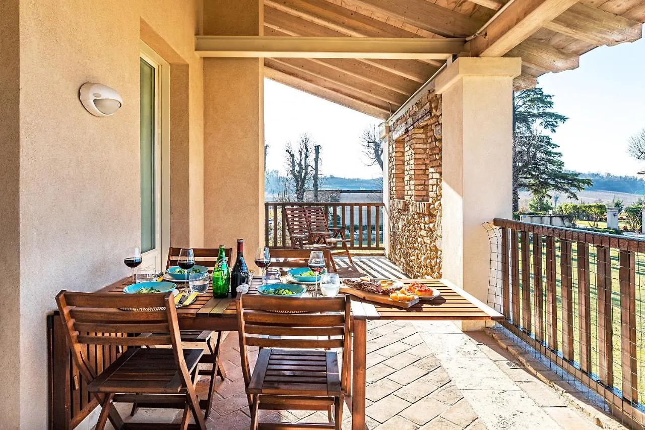 Il Green Appartement Pozzolengo 0*,  Italië